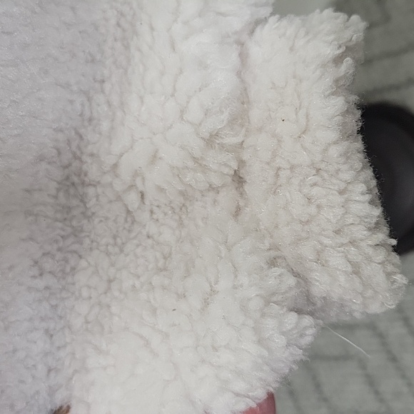 LULULEMON Women's White Cinchable Sherpa Jacket Size 4 - Picture 7 of 13